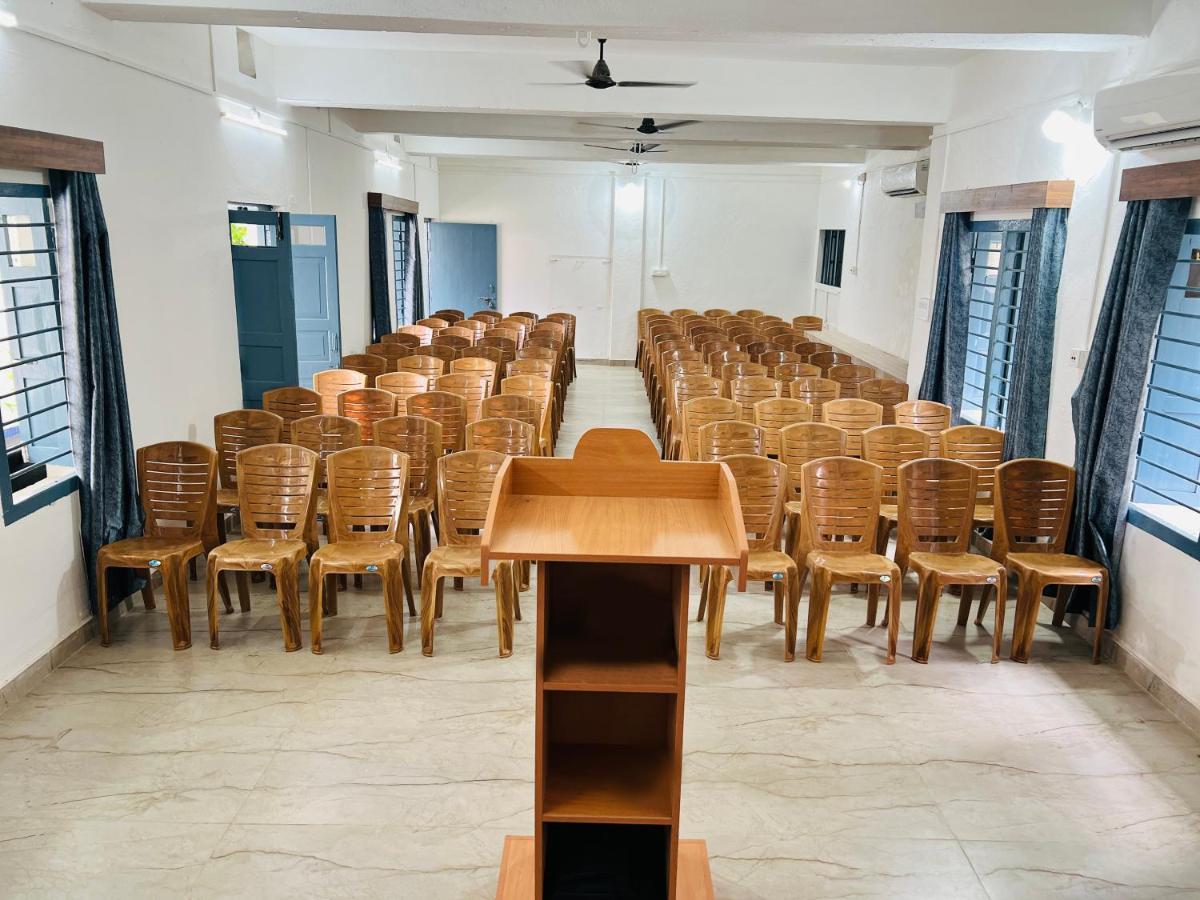 Levi Home Guest House & Retreat Centre Siliguri Bagian luar foto